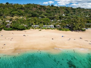 On the beach - The Lilikoi - Ke Iki Beach Bungalows (Haleiwa)