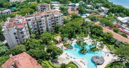 Tamarindo Beach | Pool & Free Concierge