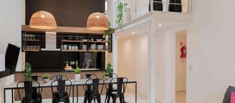 MOT  Villa Embajada - 16 pax Deluxe House Belgrano