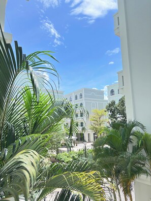 إطلالة من الشرفة