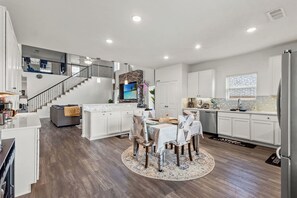 Interior - Lux Villa Private Backyard • 86” TV• Theater •Pong (Forney)