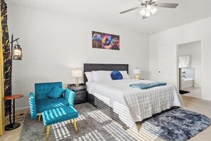 Bügeleisen/Bügelbrett, WLAN, Bettwäsche