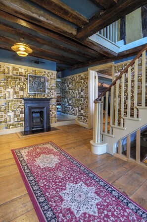 Interior - Luxury Rock & Roll Suite in Manor House (Saffron Walden)