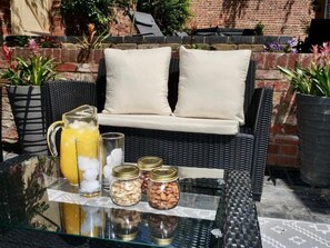 Property grounds - Luxury Rock & Roll Suite in Manor House (Saffron Walden)