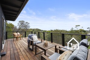 Terrace/patio - Nautilus Rise *1 NIGHT FREE* Panoramic Bay & Coastal Views (Rye)