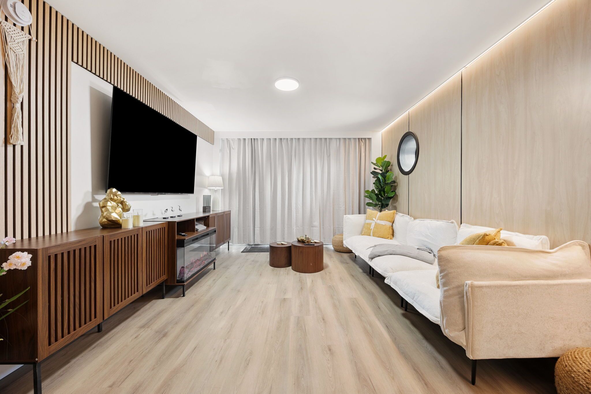 Newly Designed Oceanfront 4br W/ King Beds + Bunks + Fireplace +Resort Amenities - Myrtle Beach, SC