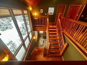 Interior - Creekside Family Hideout @ KHMR - Ski in/Ski Out (Golden)