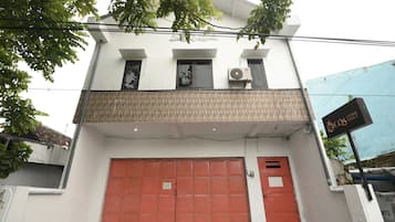 Fachada del alojamiento