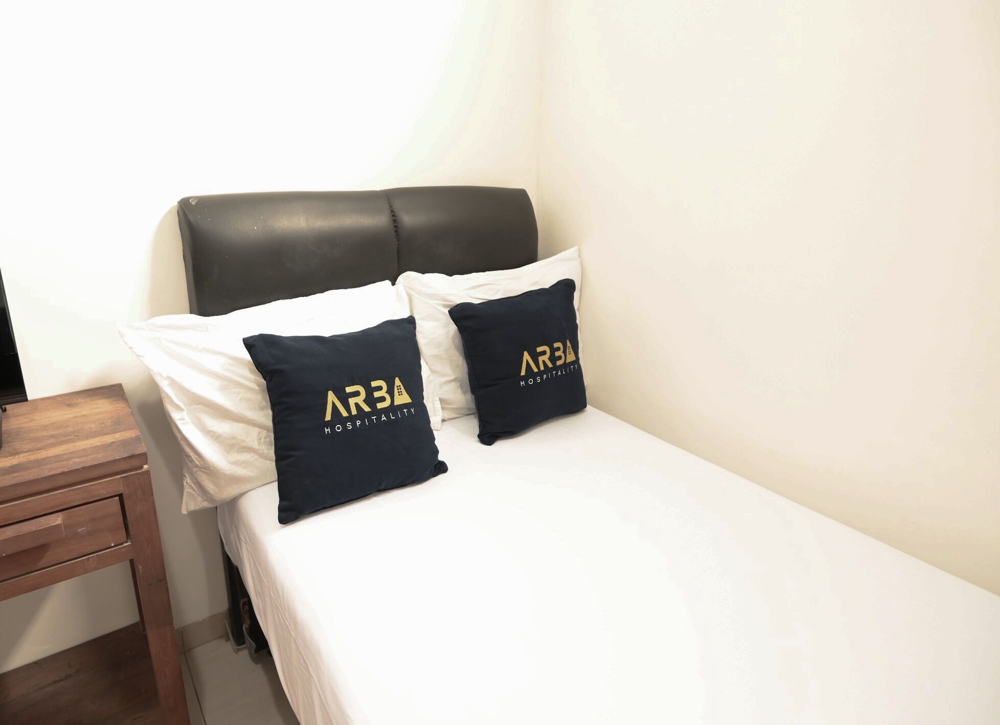 Standard Double Room | Desk, free WiFi, bed sheets