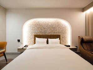 Superior king | ห้องพักตกแต่งอย่างมีเอกลักษณ์, ตกแต่งพิเศษโดยเฉพาะ, โต๊ะทำงาน, Wi-Fi ฟรี