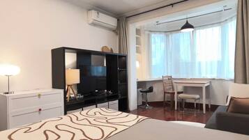 Comfort studio, uitzicht op de binnenplaats | Gratis wifi