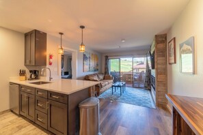 Interior - Axtel 310 Beautiful 1-bedroom condo in Mt Crested Butte perfect for your getaway (Crested Butte)