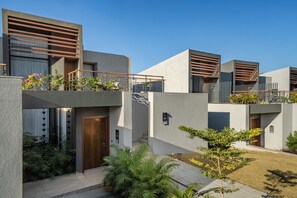 Front of property - Vandhara Sarovar Premiere Jim Corbett (Ramnagar)