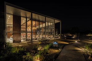 Restaurant - Vandhara Sarovar Premiere Jim Corbett Patkote (Ramnagar)