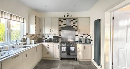 5 Schlafzimmer Unterkunft in Minehead