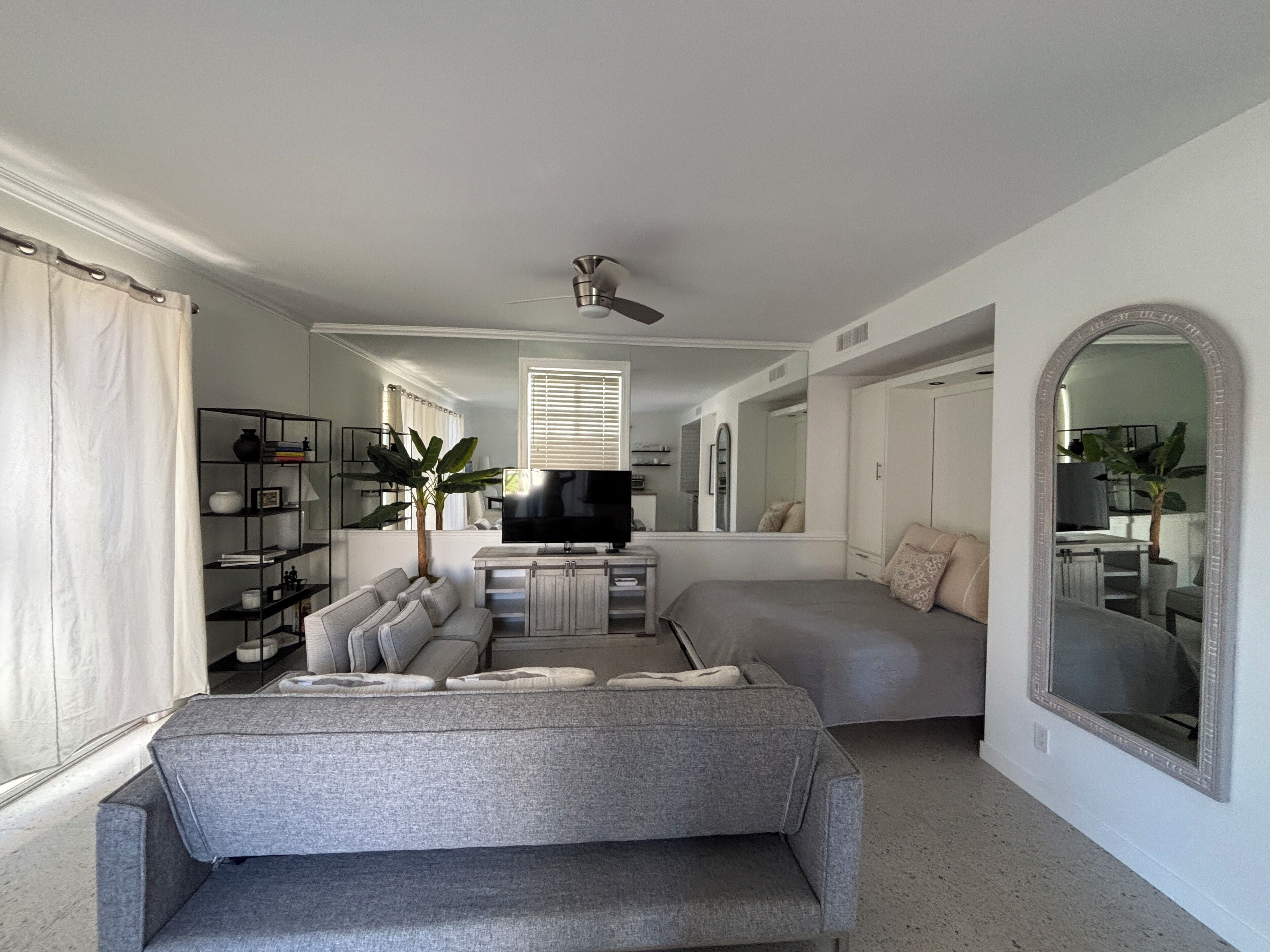 Fer et planche à repasser, Wi-Fi, draps fournis