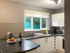 Highchair - 2 bedroom accommodation in Tarves (Tarves)