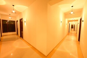 Lobby - Hotel New Mamta By Sunshin Hoteliers (Abu Road)