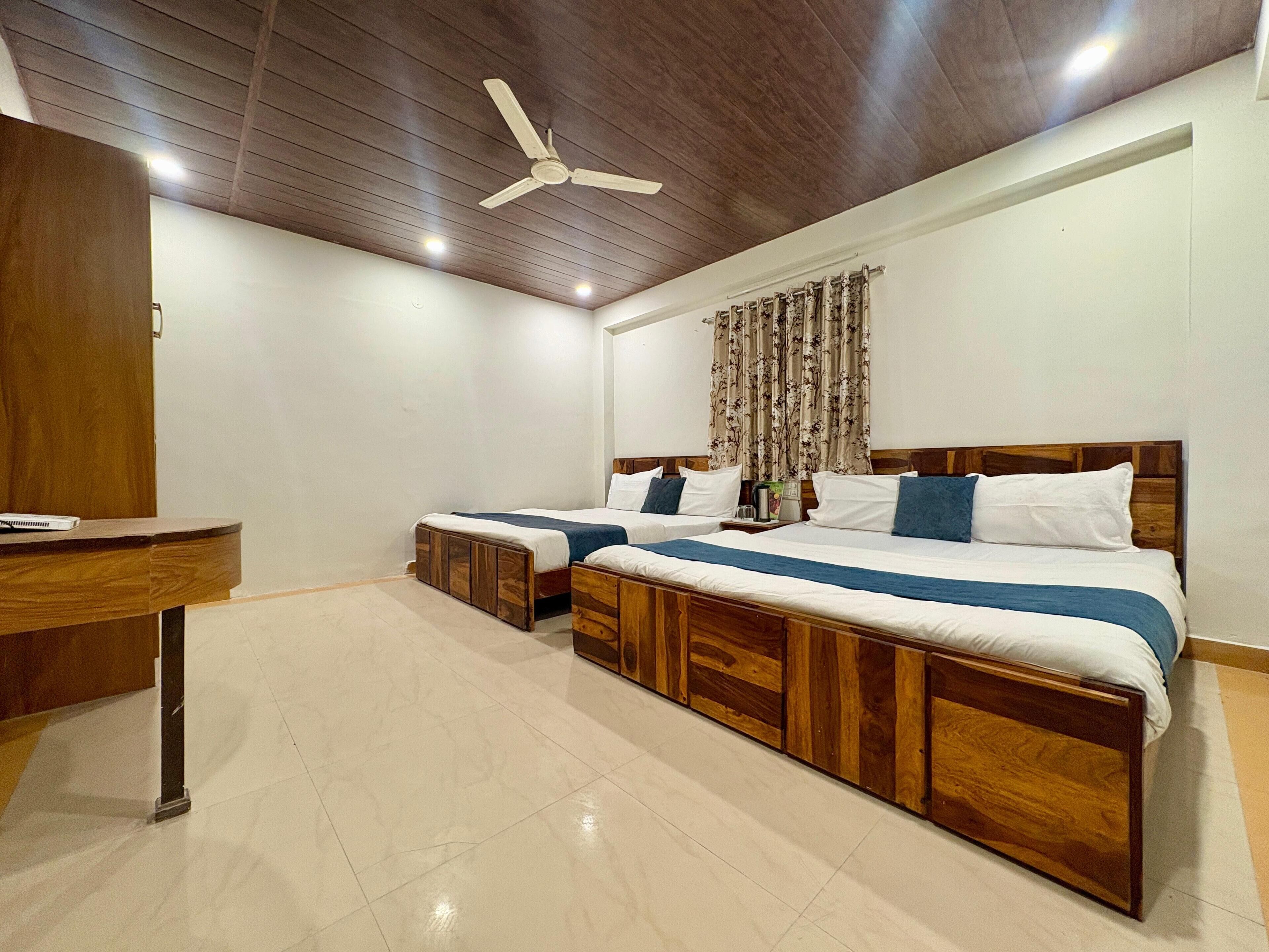 Literie de qualité supérieure, fer et planche à repasser, draps fournis