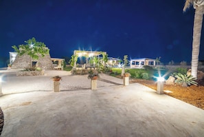 Family Villa, 3 Bedrooms, Private Pool (Tenuta Mary Relax & Pool) | Property grounds - Tenuta Mary Relax & Pool (Carpignano Salentino)