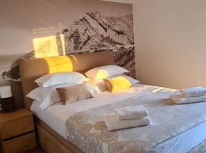 Villa (Six Bedroom Villa with Pool) | 6 bedrooms, cribs/infant beds