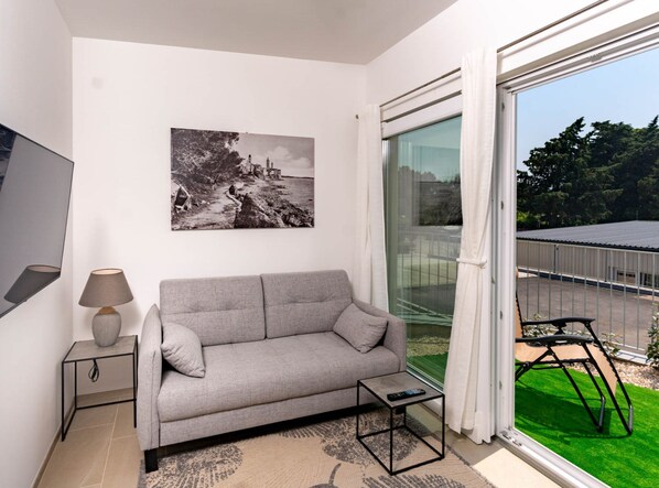 7 bedrooms, cots/infant beds - Apartments Arti Homes Rab Banjol (Rab)