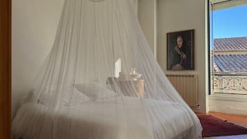 4 chambres, fer et planche à repasser, accès Internet, draps fournis