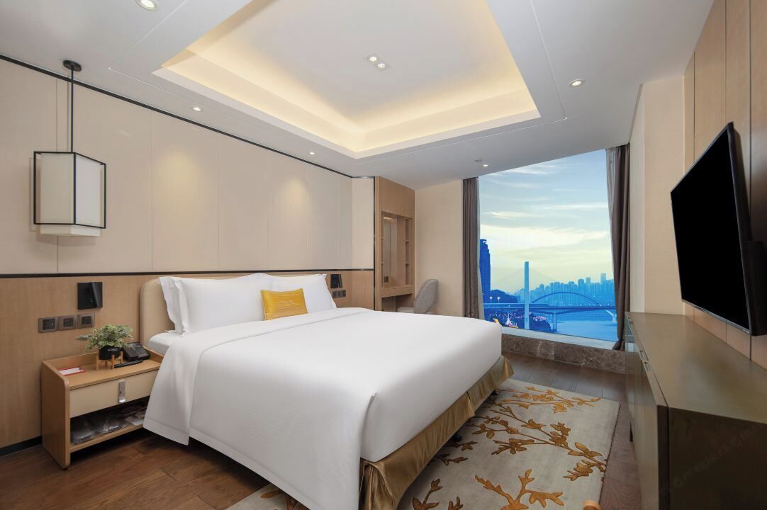 Suite Comfort, vistes al riu | Caixa forta a l'habitació i espai de treball apte per a portàtils 