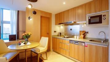 Premier Double Room, River View | In-room safe, laptop workspace, blackout curtains, soundproofing