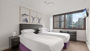 3 chambres, fer et planche à repasser, draps fournis