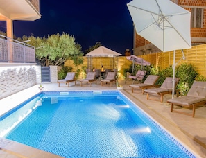 Apartment | Pool