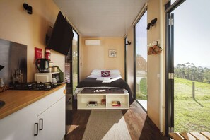 1 habitación y ropa de cama