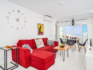 TV - Apartment Diana by Interhome (Benalmádena Costa)
