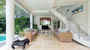 Villa, Pool View | Living area