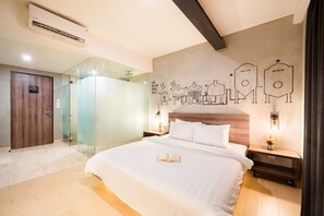 Superior Double or Twin Room | Desk, laptop workspace, free WiFi