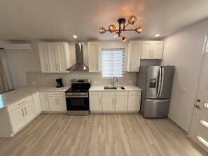 Fridge, microwave, oven, stovetop - Turtle Cove Escape - New 2 Bedroom Villa with all the bells & whistles. (Providenciales)