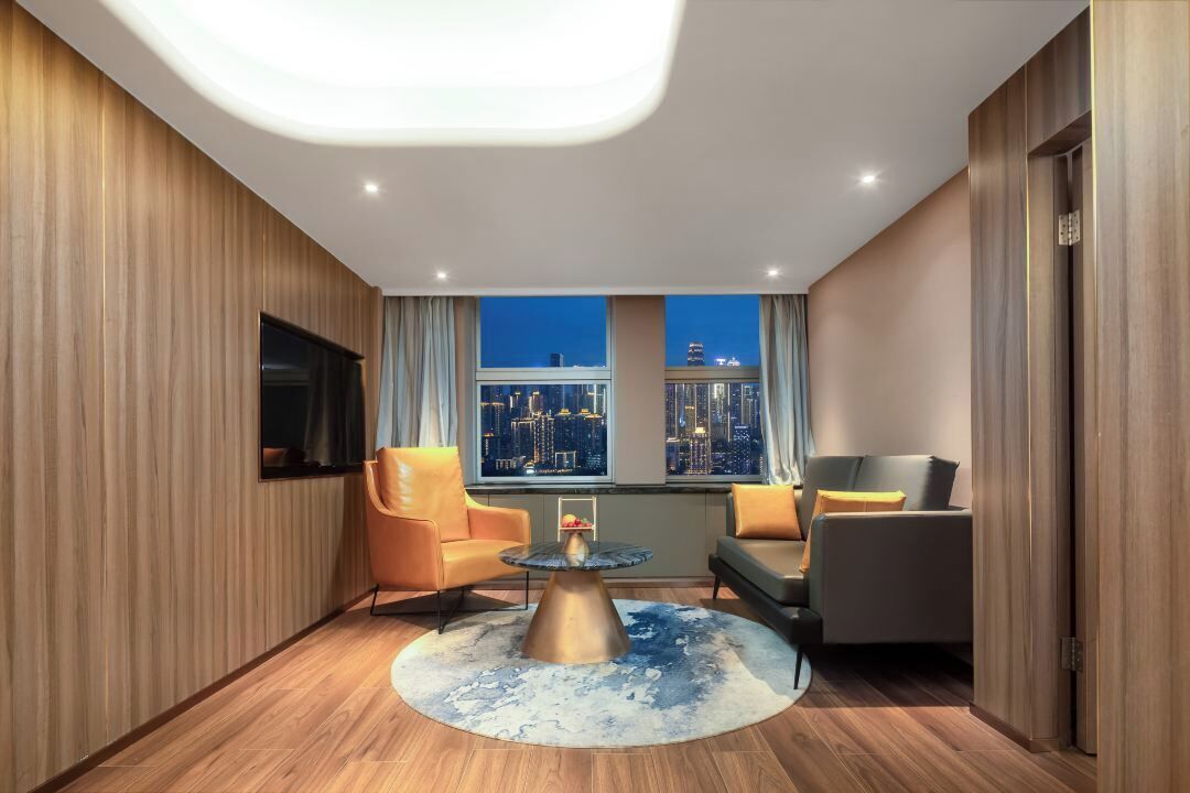 Suite familiar, vistes al riu | Cortines opaques, planxa i posts de planxar i wifi gratuïta 