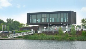 Uklassifisert bilde, 3 av 35, knapp