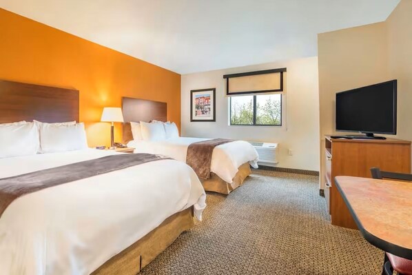 Room - Homey Room w/ Full Kitchen – Perfect for Extended Stays in Altoona (Altoona)