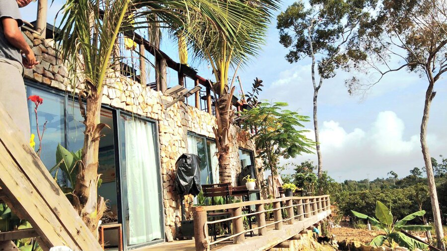 Sunrise Hill Koh Rong