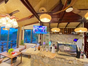 Coffee shop - Sunrise Hill Koh Rong (Koh Rong)