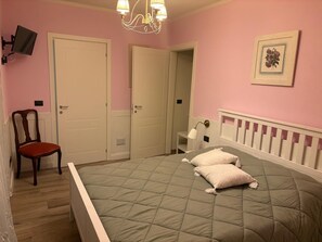 Superior Double or Twin Room, Patio, Garden View - Il roseto dei sensi (Tarantasca)