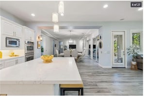 Private kitchen - Charming house in lovely La Quinta perfect for your getaway (La Quinta)