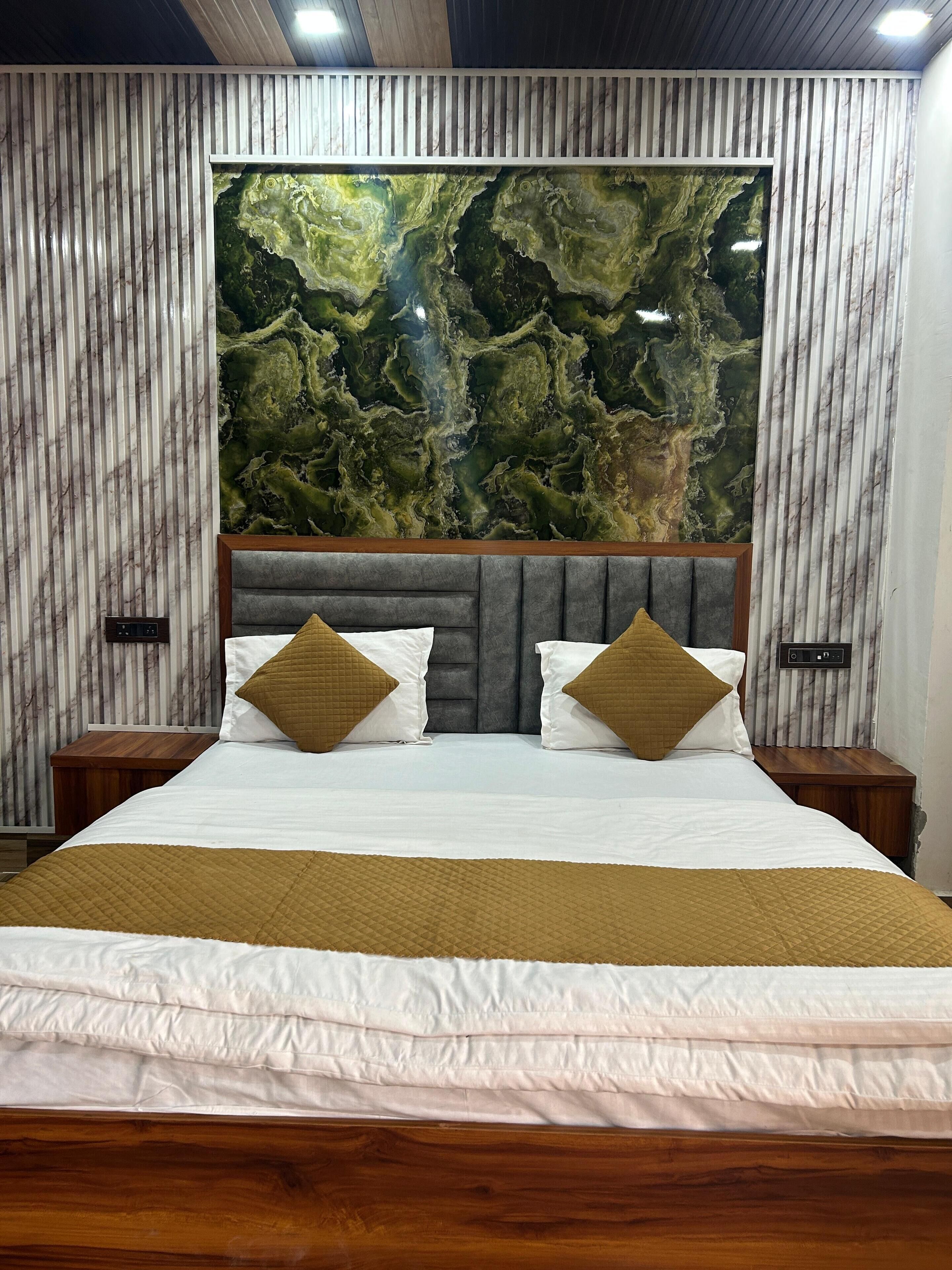 Deluxe Room, River View