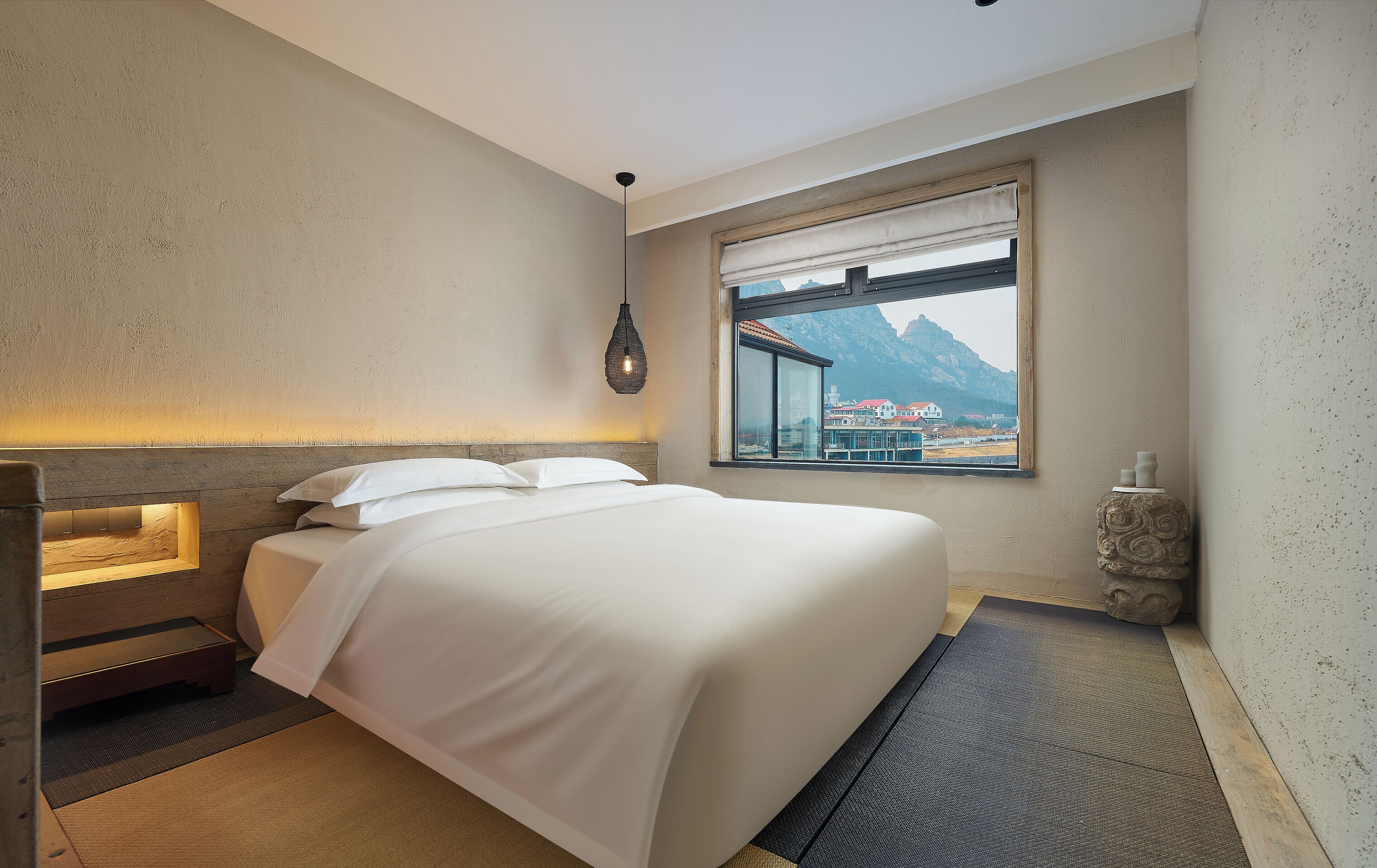 Minibar, coffres-forts dans les chambres, décoration personnalisée