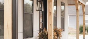 The Eagles Nest Cottage near Campus, Ozarks, Weddings, River, Lakes, Trails