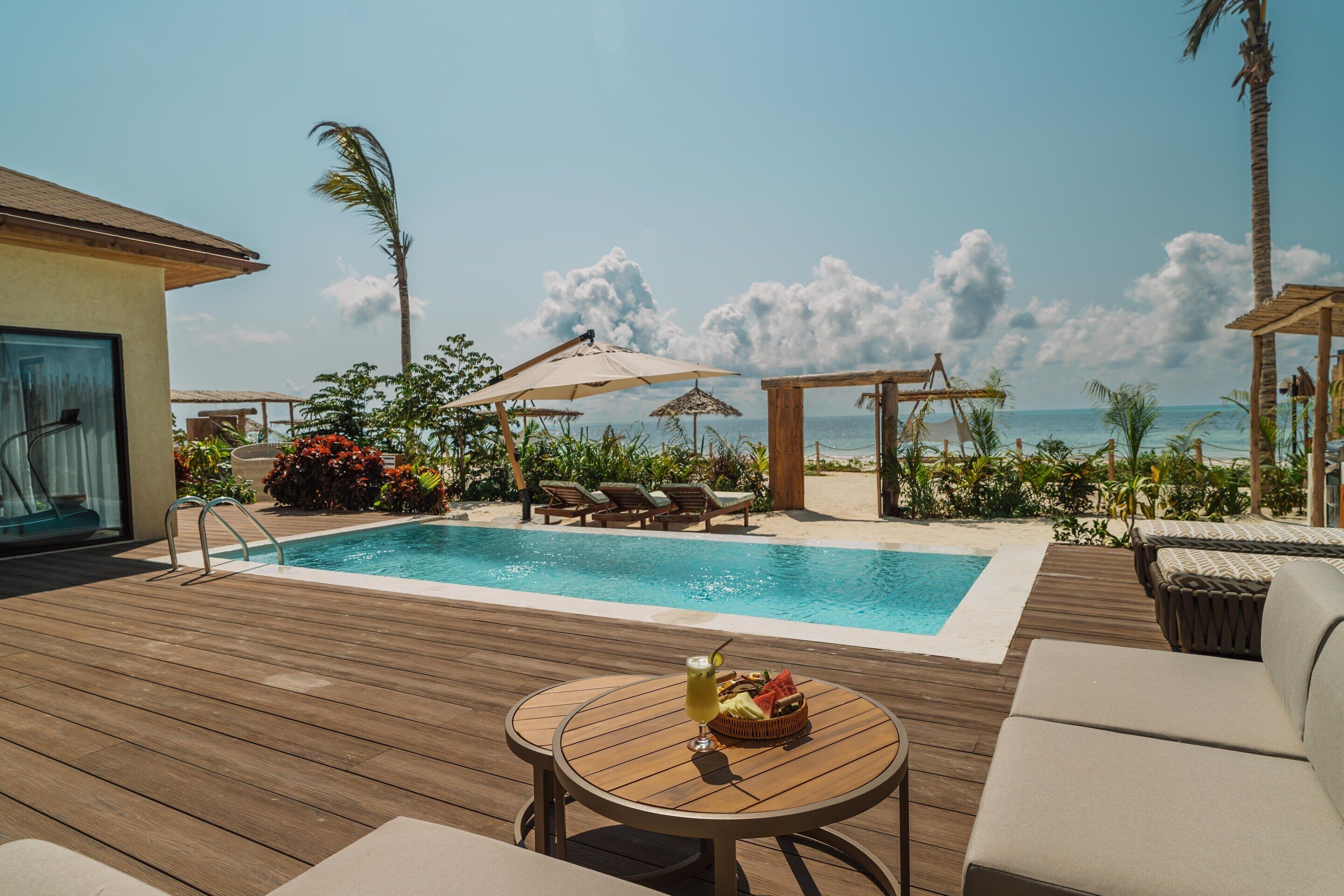 Private pool