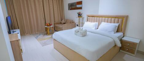 In-room safe, iron/ironing board, WiFi, bed sheets