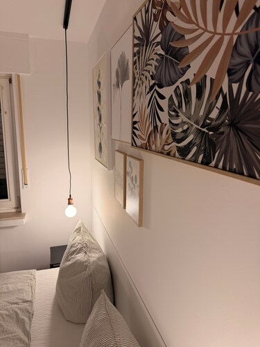 Liebevoll gestaltetes & saniertes Apartment! Gute Verkehrsanbindung