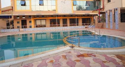 Hotel Samrat